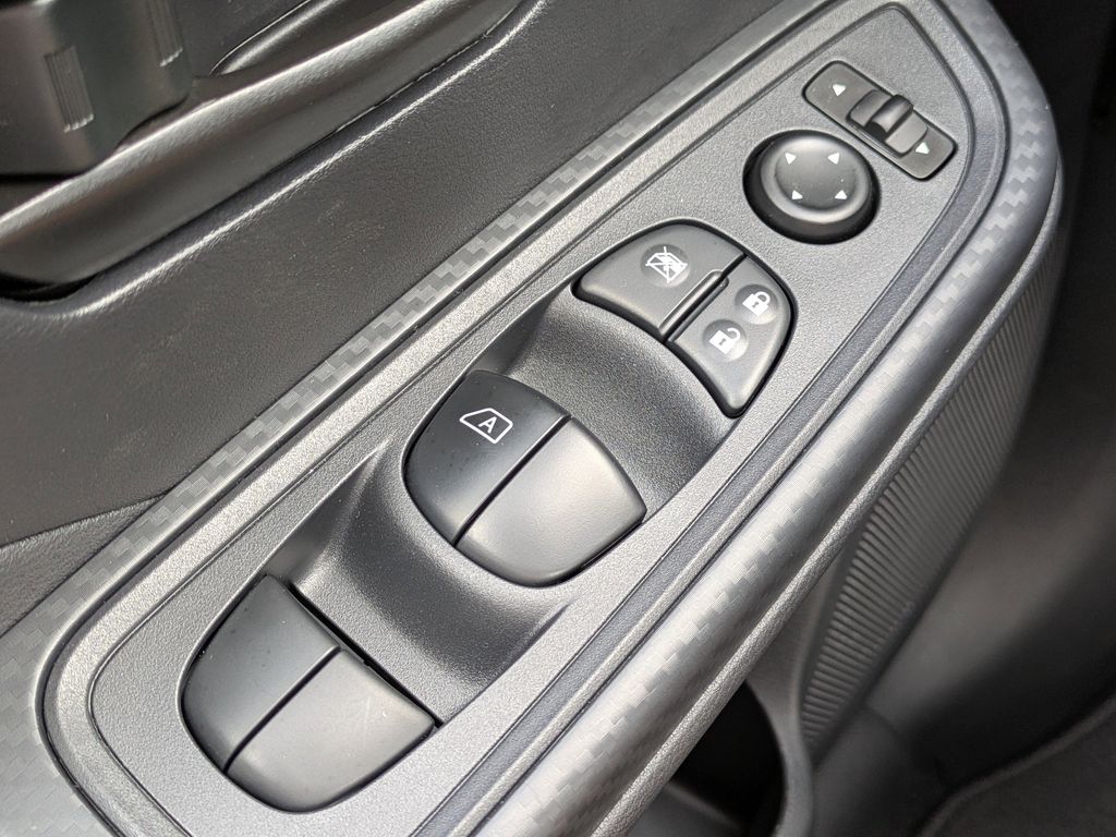 2025 Nissan Versa S Image 19 of 24