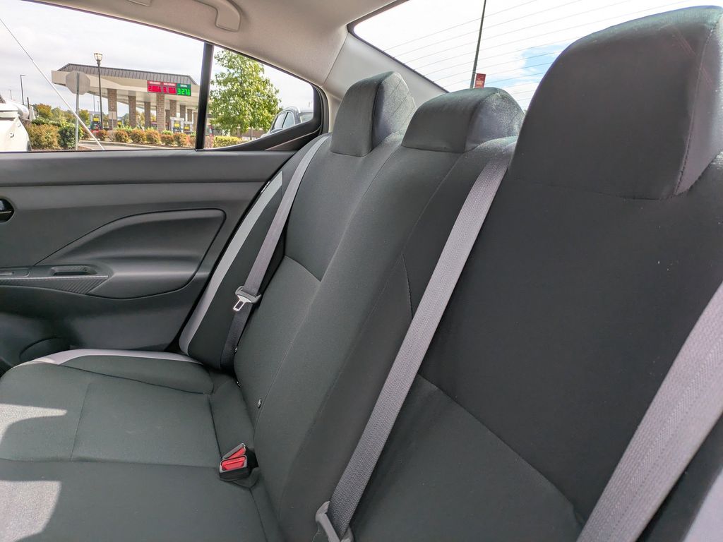 2025 Nissan Versa S Image 11 of 24