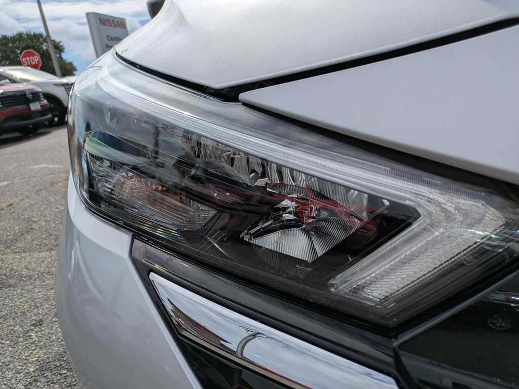 2025 Nissan Versa S Image 24 of 24