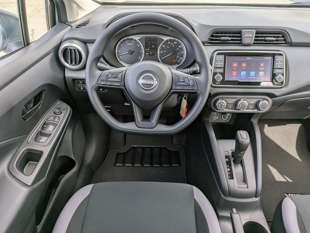 2025 Nissan Versa S Image 12 of 24