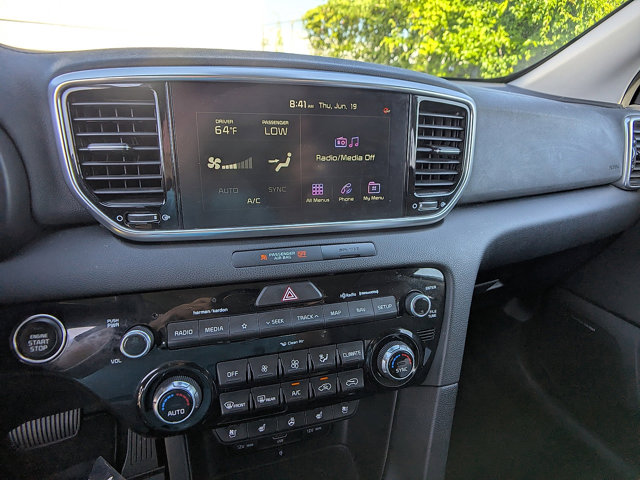 Vehicle image 16 of 28