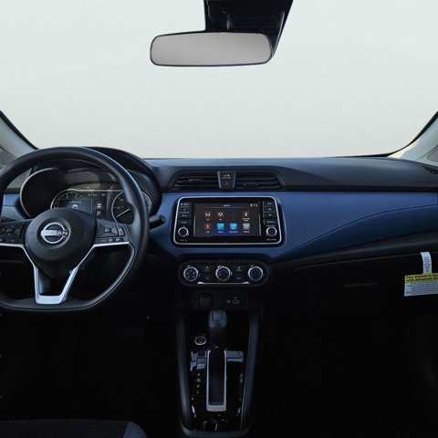 Vehicle image 15 of 20