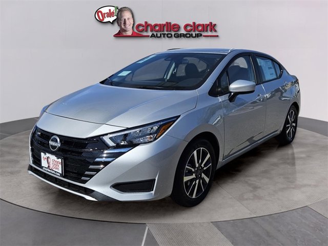 Vehicle image 2 of 20