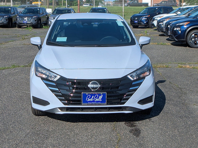 2025 Nissan Versa SV Image 3 of 27