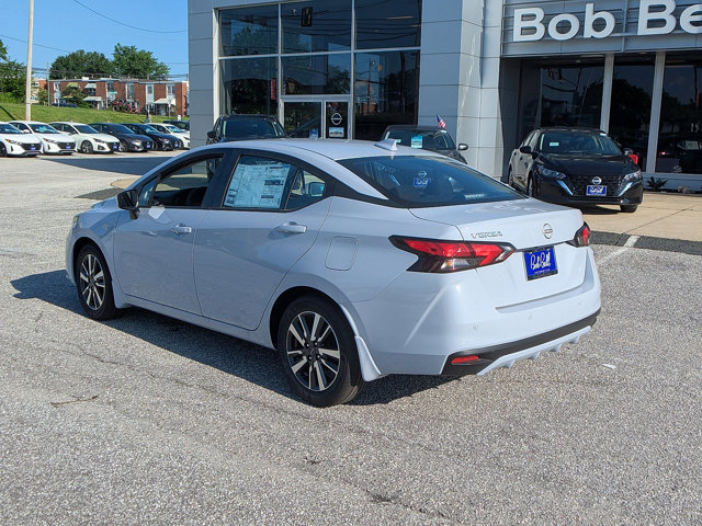 2025 Nissan Versa SV Image 8 of 27