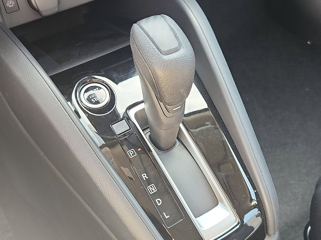 2025 Nissan Versa SV Image 19 of 27