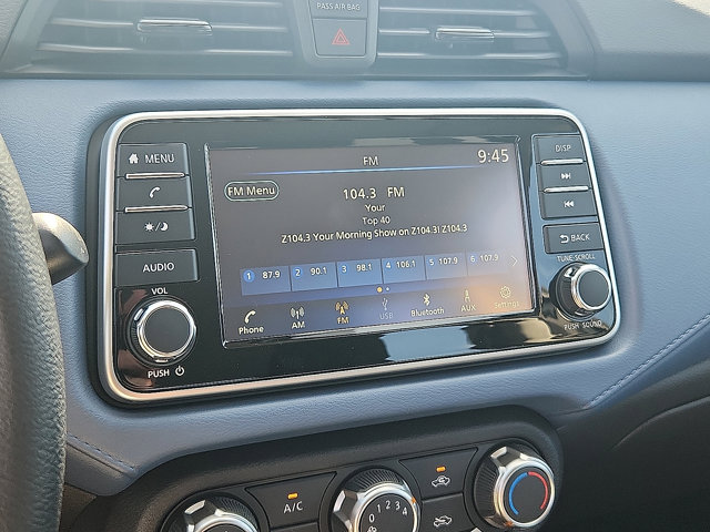 2025 Nissan Versa SV Image 18 of 27