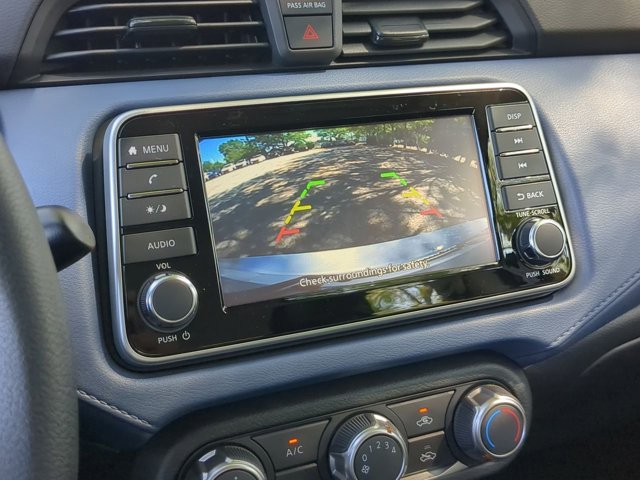 2025 Nissan Versa SV Image 10 of 15