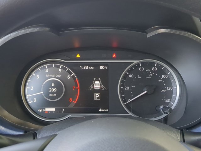 2025 Nissan Versa SV Image 9 of 15