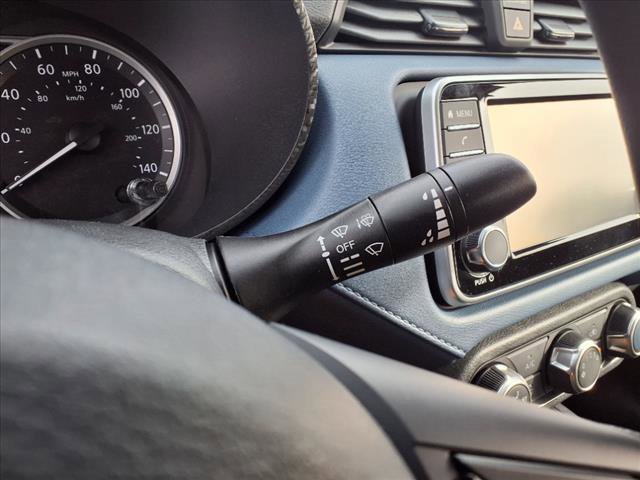 2025 Nissan Versa SV Image 15 of 31