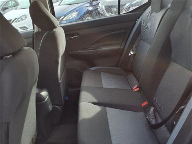 2025 Nissan Versa SV Image 10 of 31