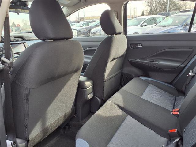 2025 Nissan Versa SV Image 9 of 31