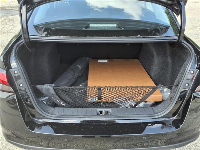 2025 Nissan Versa SV Image 8 of 31