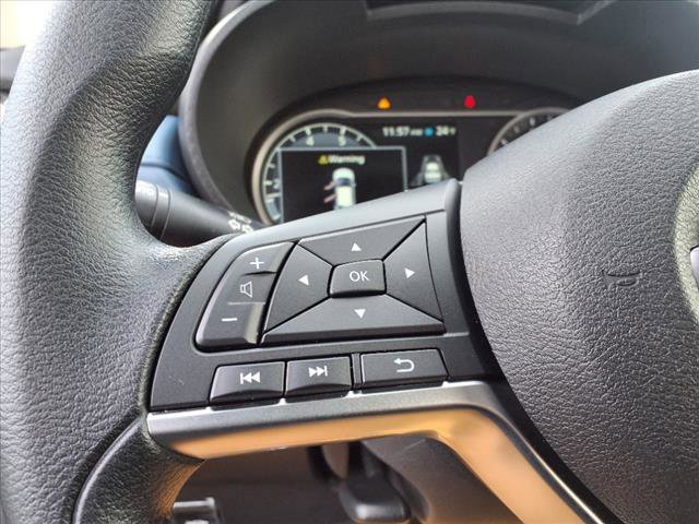 2025 Nissan Versa SV Image 21 of 31