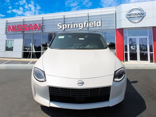 2025 Nissan Z Performance Image 2 of 18