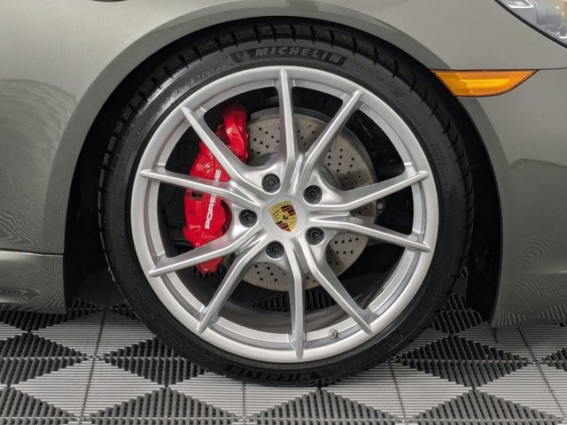 Vehicle image 10 of 25