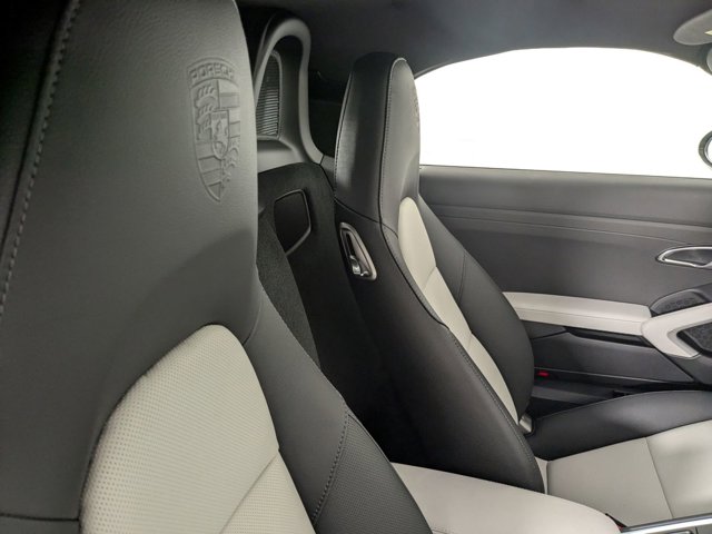 Vehicle image 12 of 25