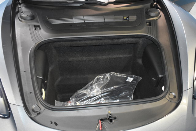 2025 Porsche 718 Cayman Style Edition Image 25 of 29