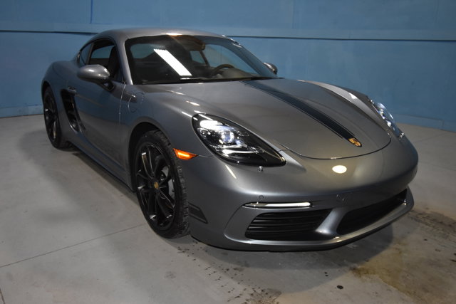 2025 Porsche 718 Cayman Style Edition Image 2 of 29