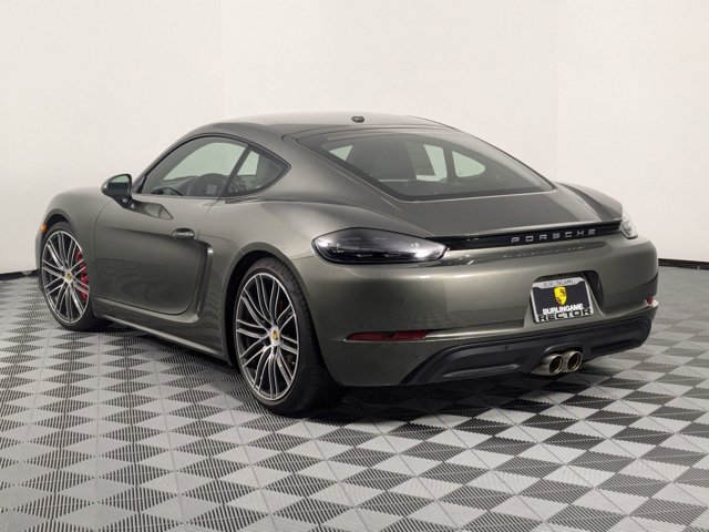 Vehicle image 8 of 25