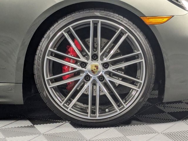 Vehicle image 10 of 25