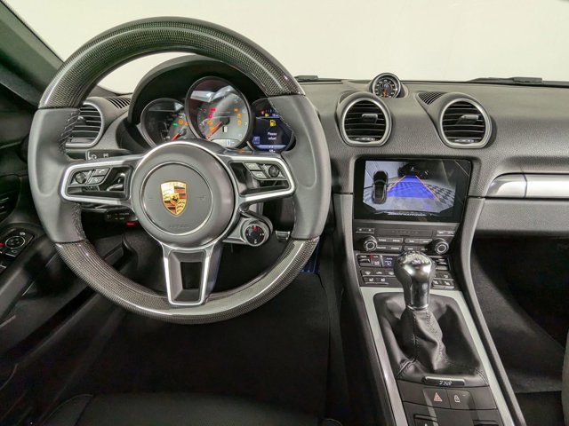 Vehicle image 15 of 25