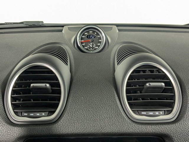Vehicle image 24 of 25