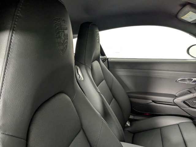 Vehicle image 11 of 25