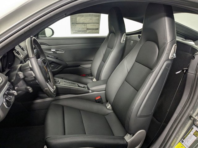 Vehicle image 12 of 25