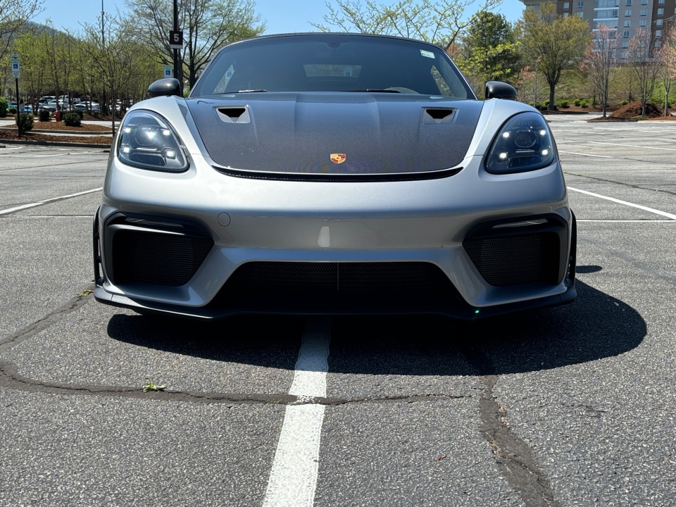 2025 Porsche 718 Spyder RS Image 3 of 25