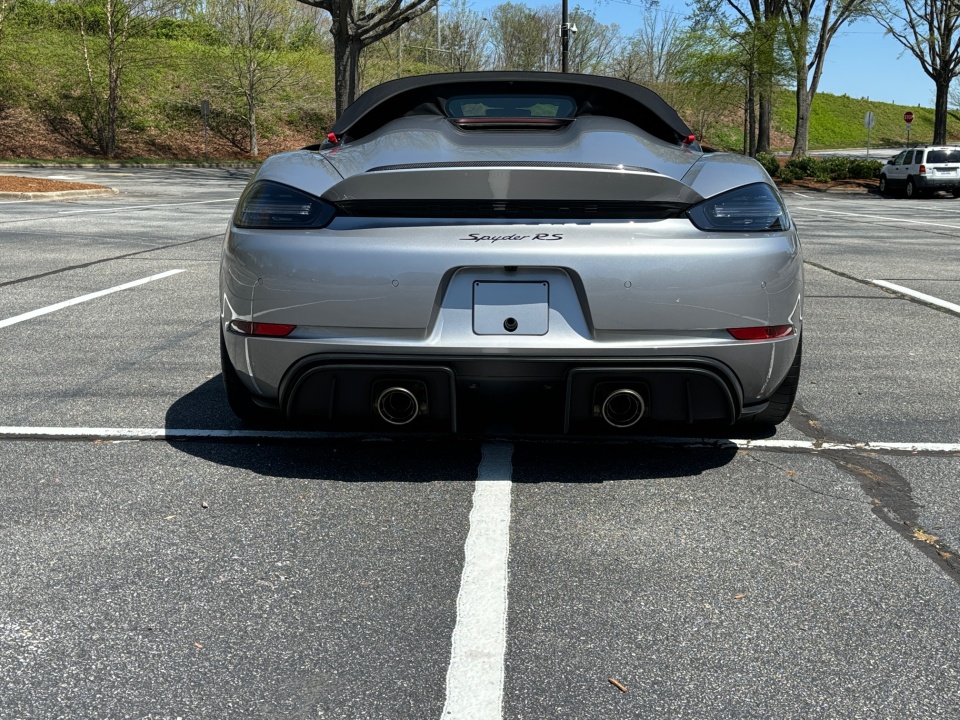 2025 Porsche 718 Spyder RS Image 10 of 25