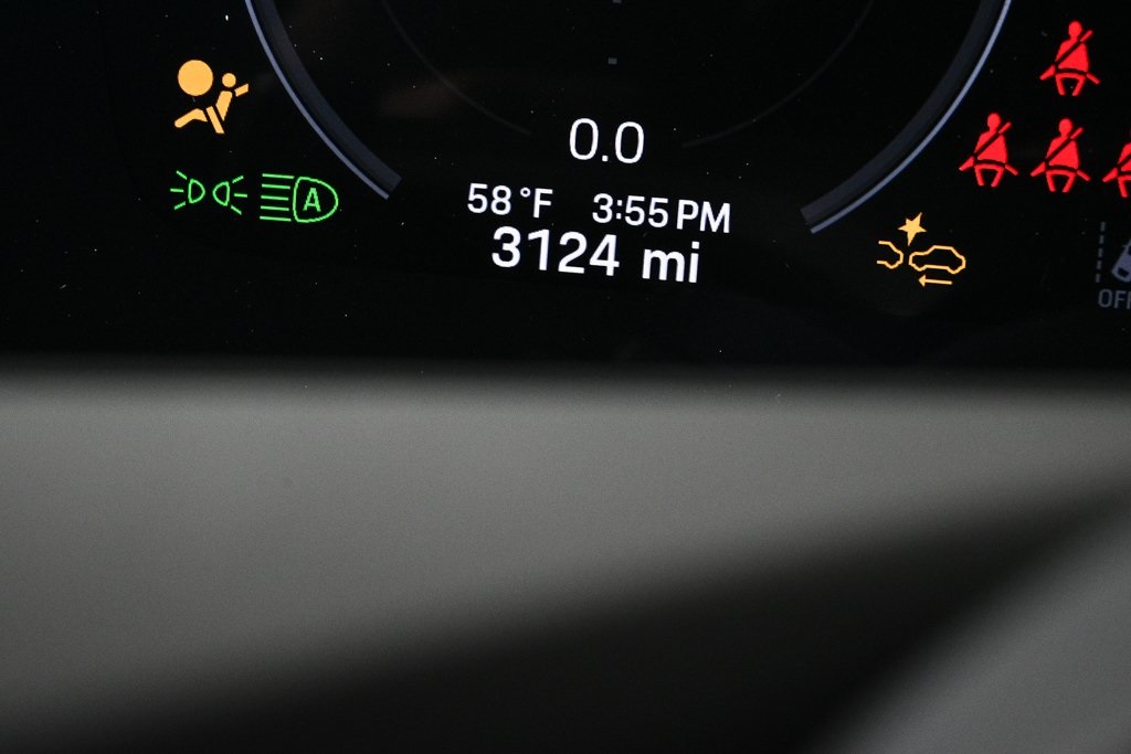 2025 Porsche Cayenne Base Image 23 of 38