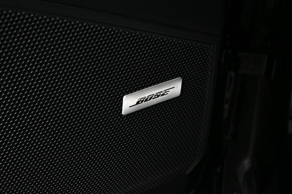 2025 Porsche Cayenne Base Image 29 of 38