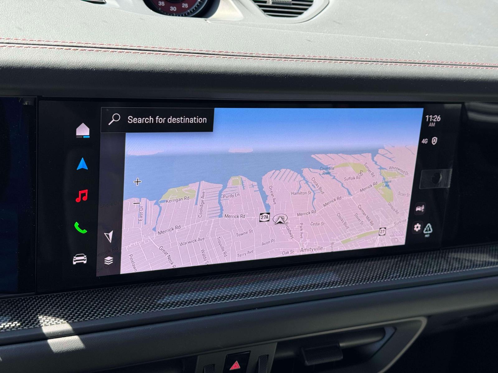 2025 Porsche Cayenne GTS Image 20 of 25