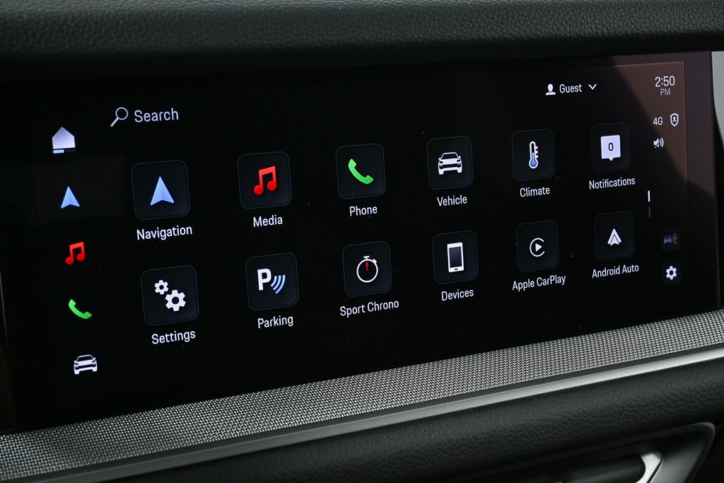 2025 Porsche Cayenne Base Image 29 of 39