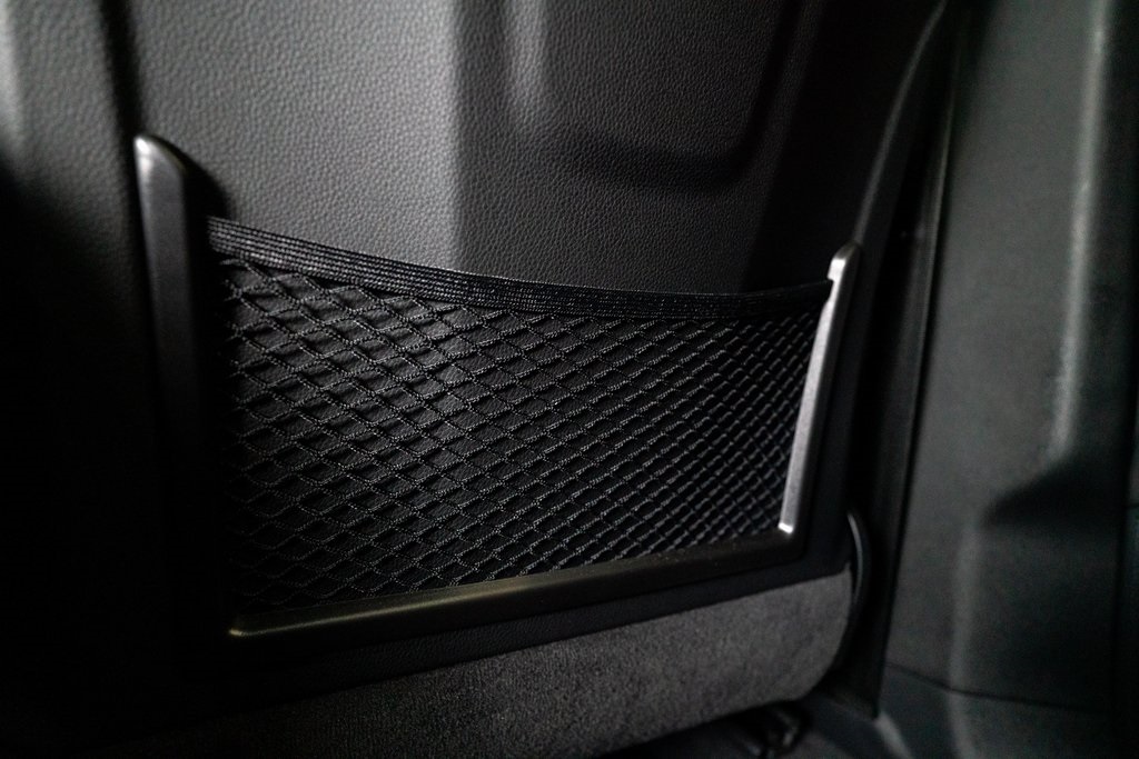 Vehicle image 40 of 42