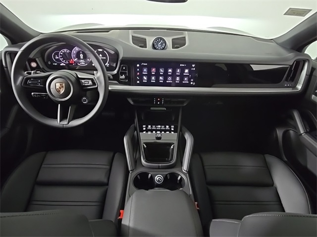 2025 Porsche Cayenne E-Hybrid Base Image 13 of 29