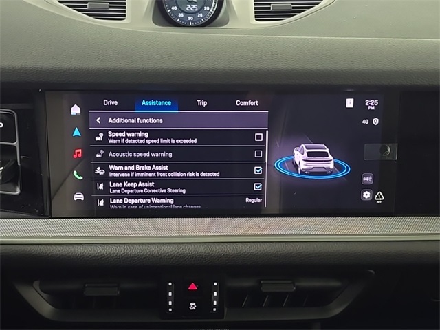 2025 Porsche Cayenne E-Hybrid Base Image 15 of 29