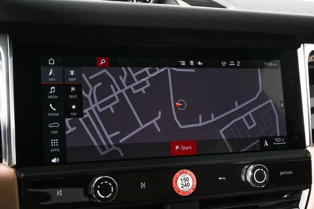 2025 Porsche Macan Base Image 26 of 39