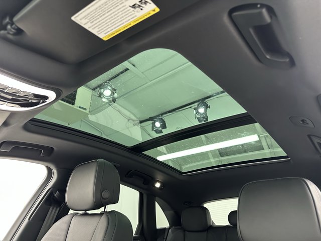 2025 Porsche Macan Base Image 52 of 62