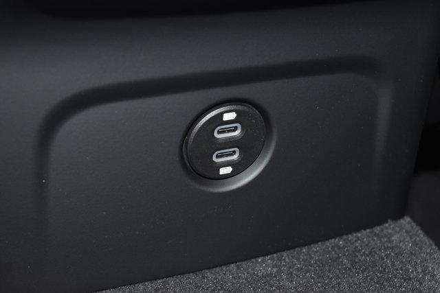 2025 Porsche Macan Base Image 34 of 34