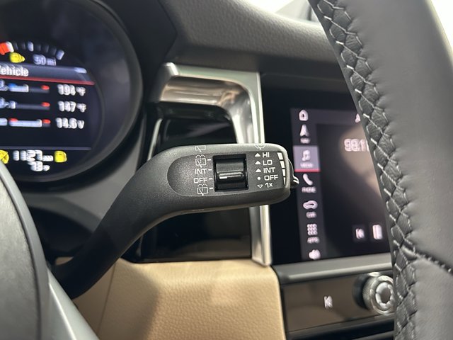 2025 Porsche Macan Base Image 53 of 61