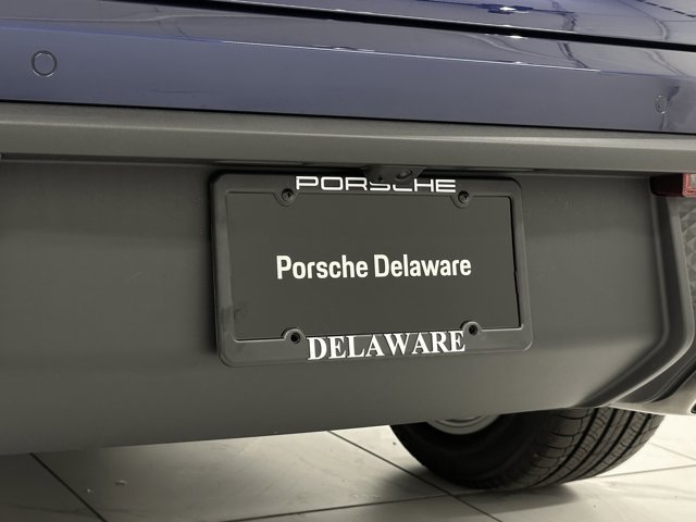 2025 Porsche Macan Base Image 50 of 61