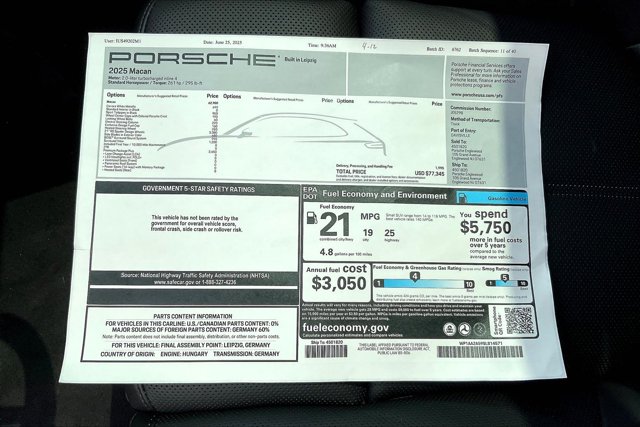 Vehicle image 13 of 15