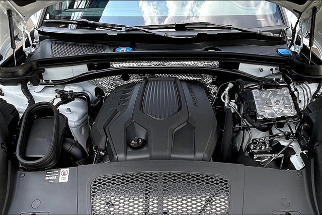 Vehicle image 7 of 15