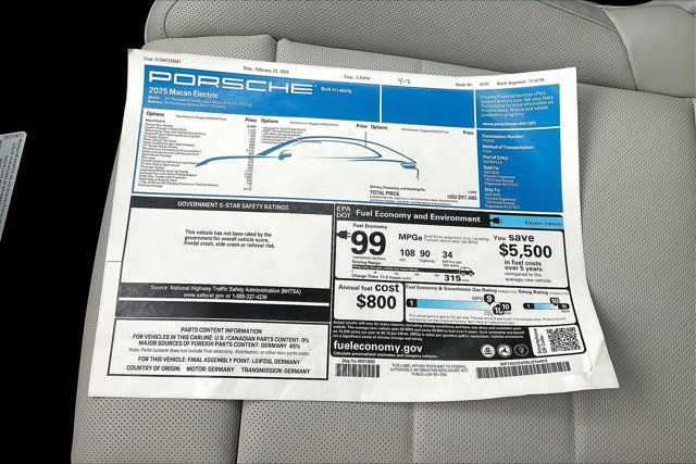 Vehicle image 13 of 15
