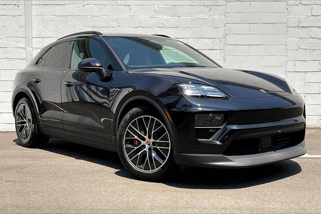 Vehicle image 2 of 15