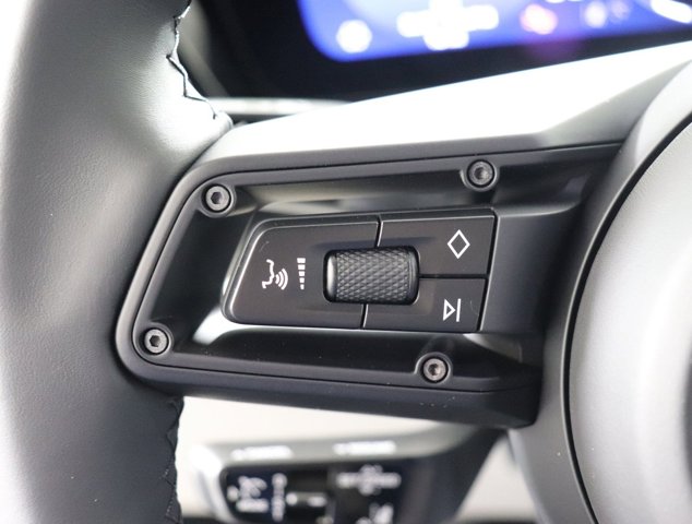 2025 Porsche Macan Electric 4S Image 35 of 37