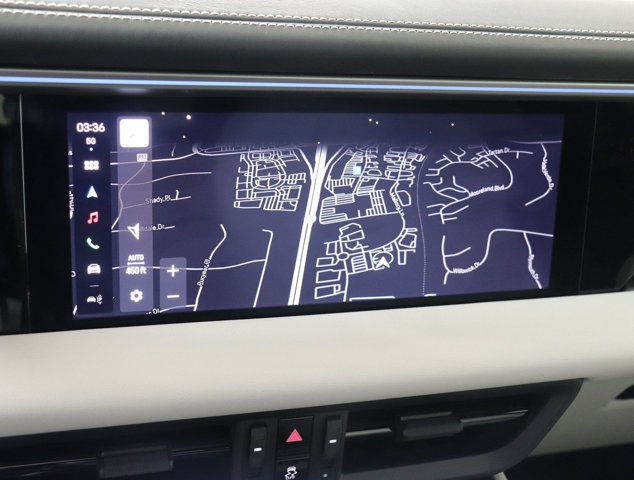 2025 Porsche Macan Electric 4S Image 20 of 37