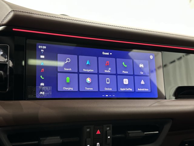 2025 Porsche Macan Electric Turbo Image 34 of 73